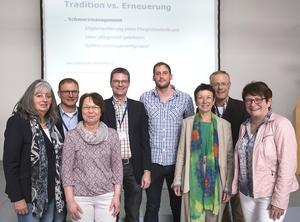 Gruppenfoto mit Preisträger Gruppenfoto mit Preisträger Sven Jordan